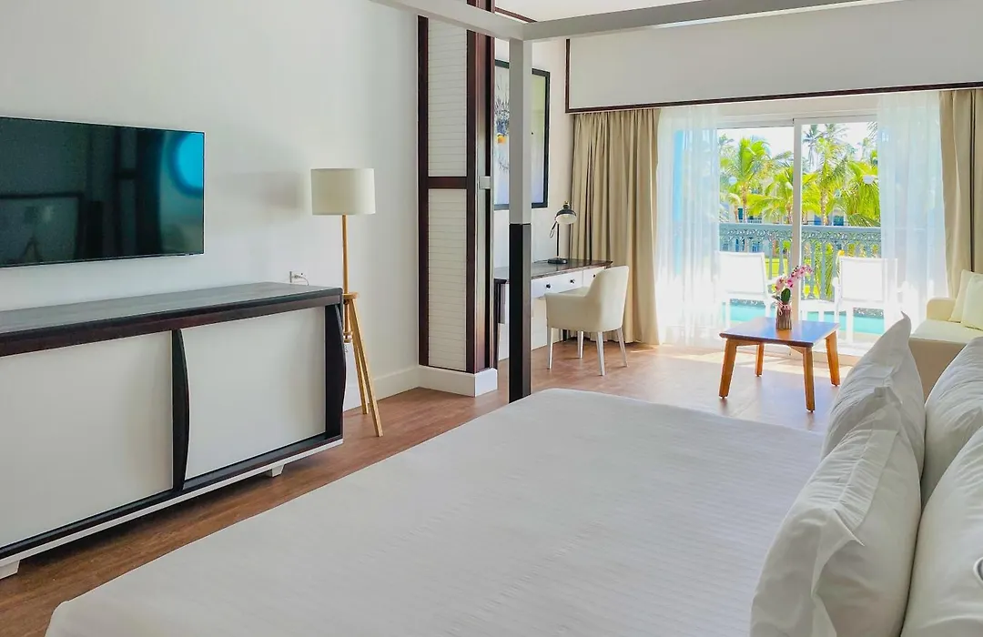Ocean Blue & Sand Beach Resort-1