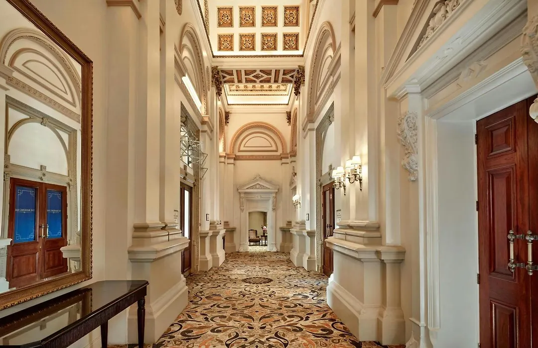 The College Green Dublin Hotel, Autograph Collection-1