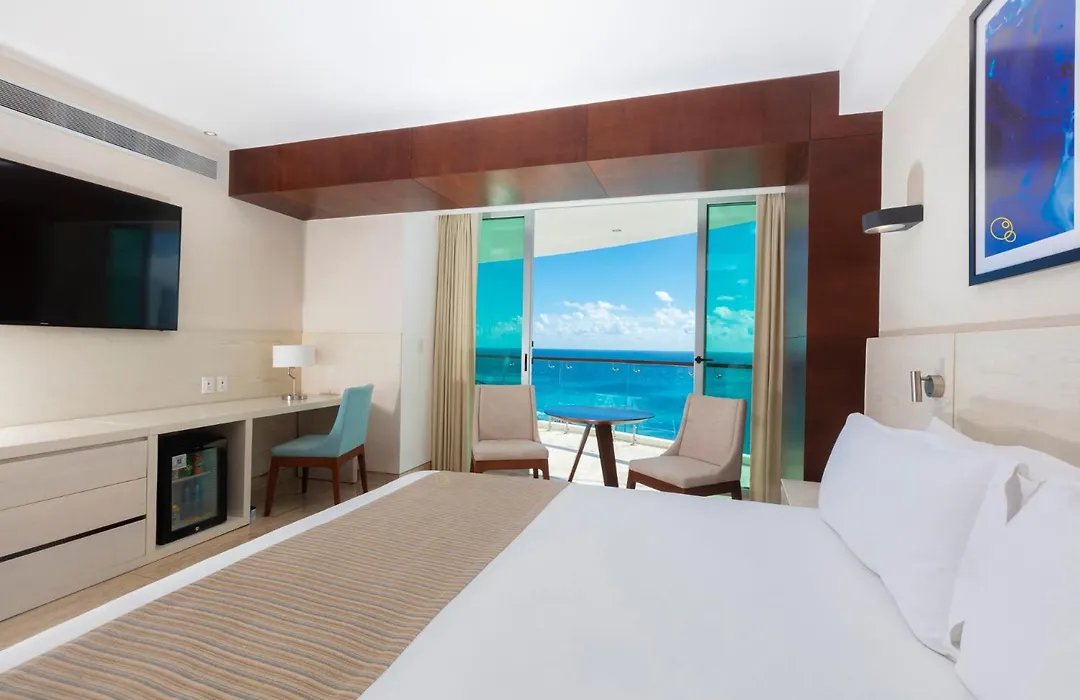 Altitude At Krystal Grand Cancun-1