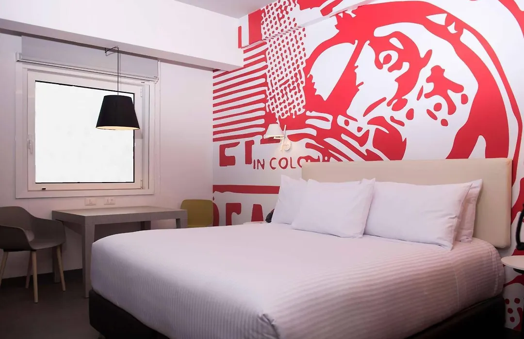 Radisson Red Miraflores-1