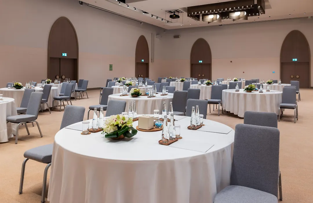 Erth Abu Dhabi Hotel-1