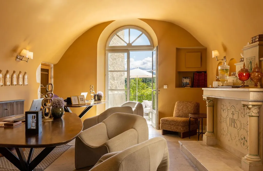 Chateau Les Oliviers De Salettes-1