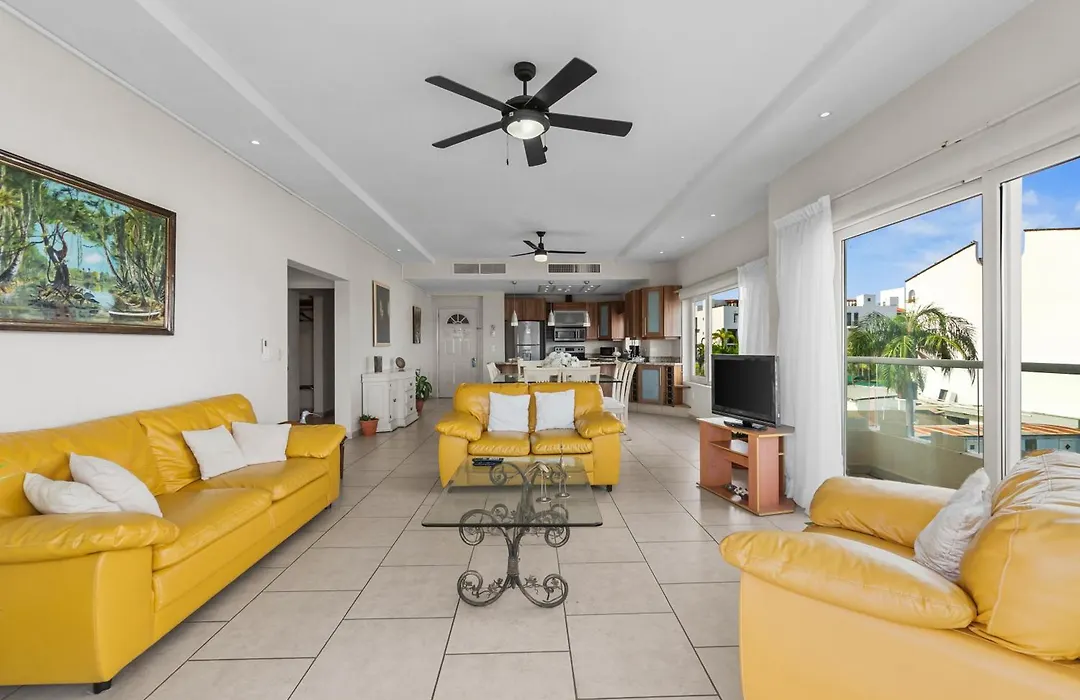 Marina Banderas Suites Hotel Boutique-1