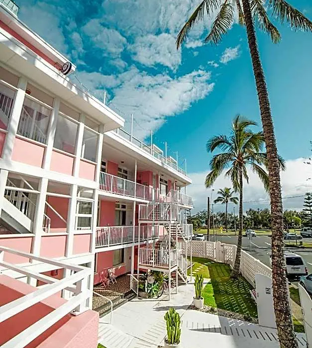 The Pink Hotel Coolangatta-1