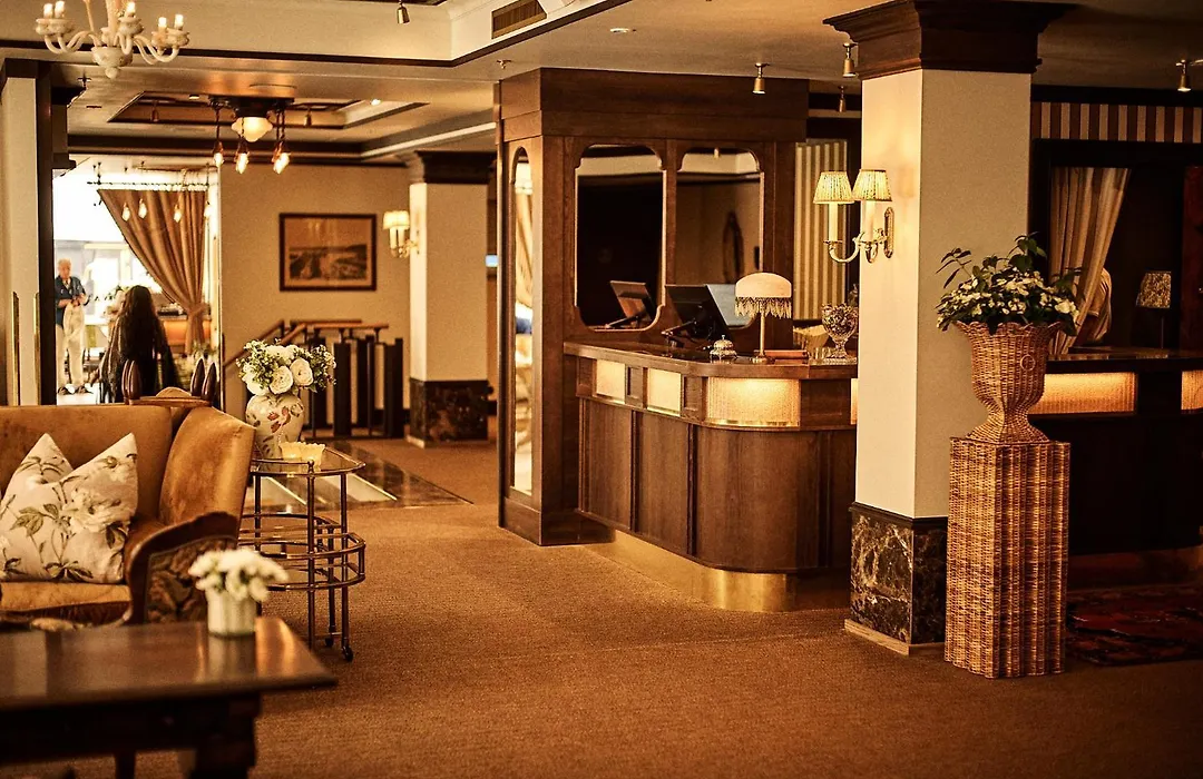 Savoy 1918, A Member Of Small Luxury Hotels Of The World-1