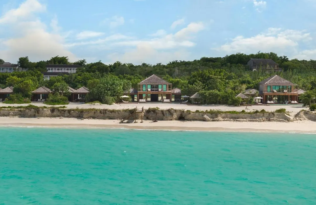 Como Parrot Cay-1