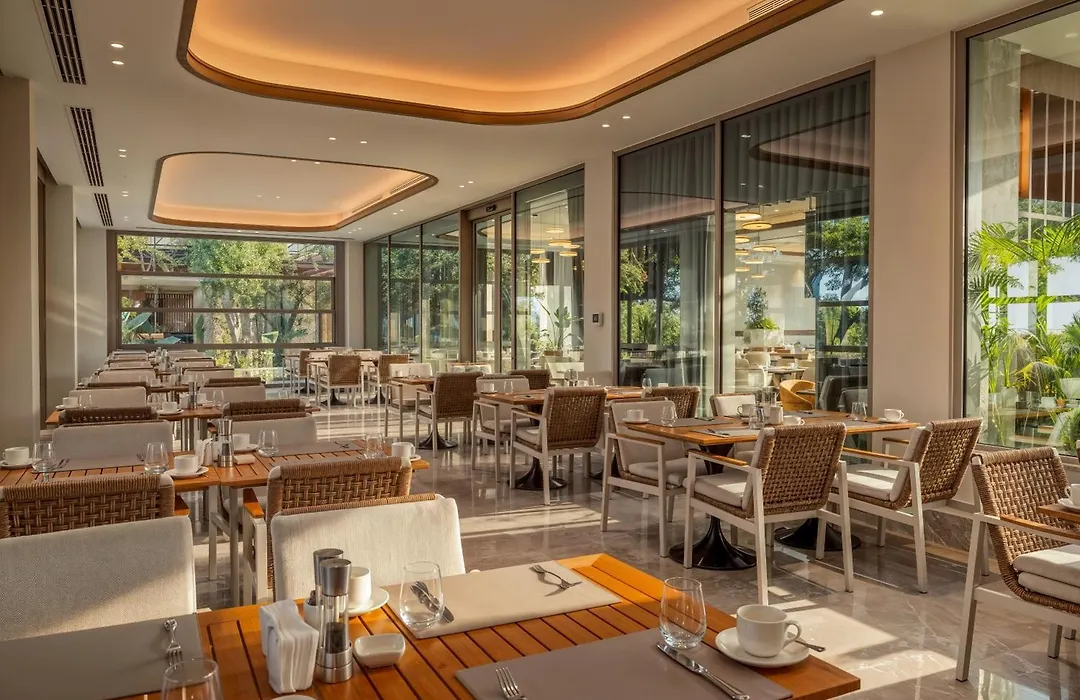 Merit Crystal Cove Hotel Casino & Spa-1