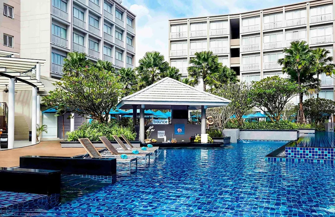 Grand Mercure Phuket Patong-1