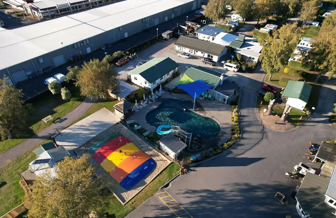 Taupo Top 10 Holiday Park-1