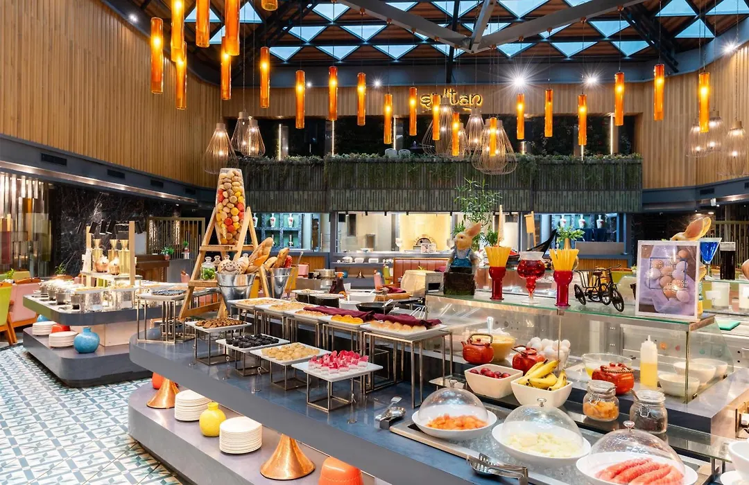 Radisson Blu Kaushambi Delhi Ncr-1