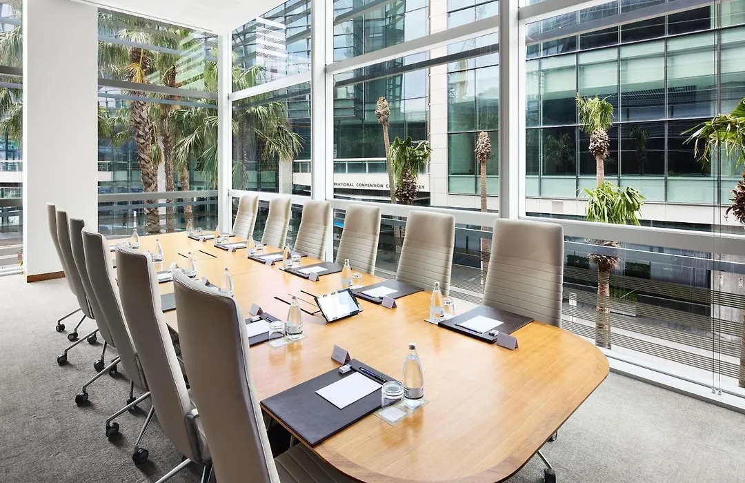 Sofitel Sydney Darling Harbour-1