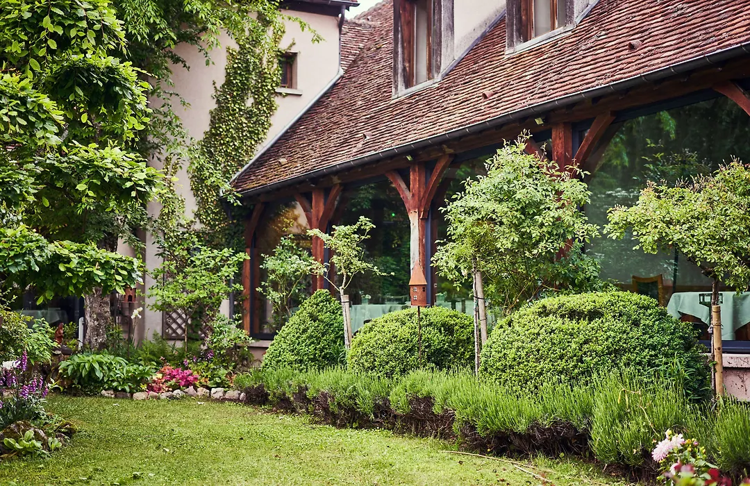 Relais Bernard Loiseau-1