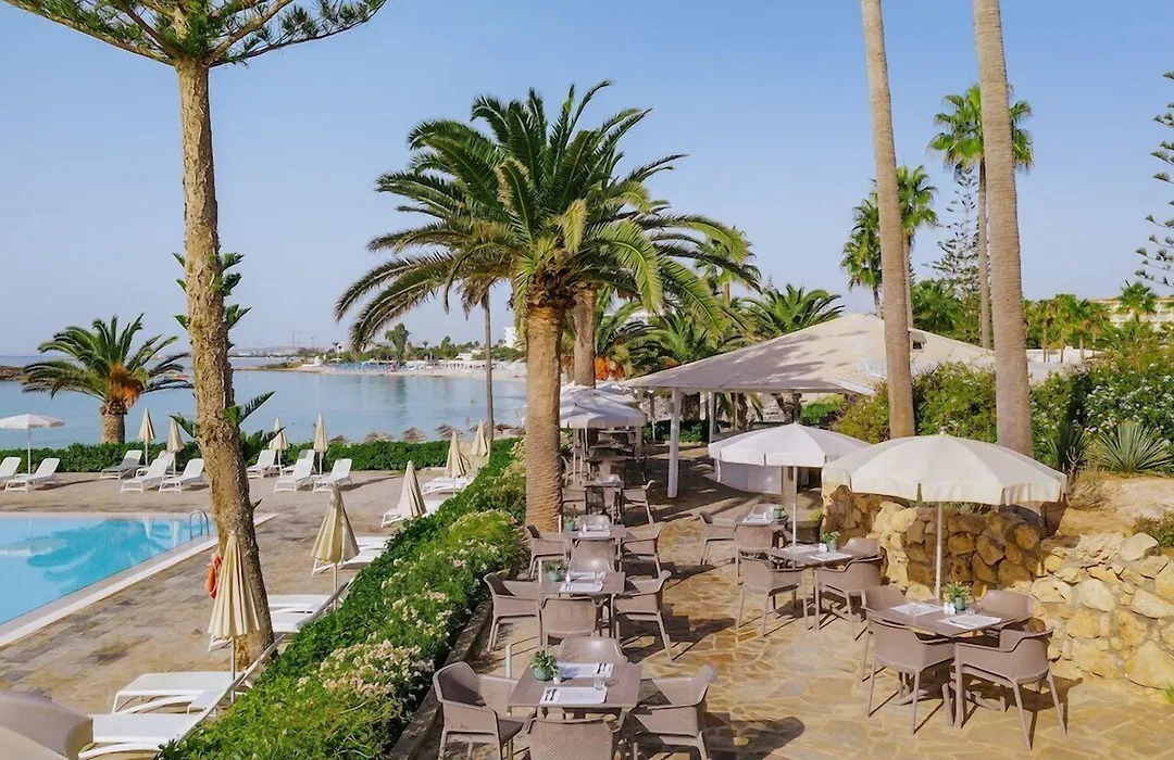 Nissiblu Beach Resort-1