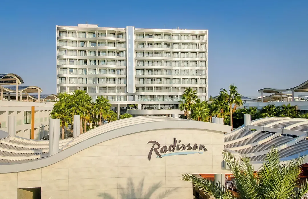 Radisson Beach Resort Larnaca-1