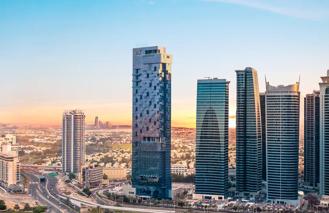 Taj Jumeirah Lakes Towers, Dubai-1