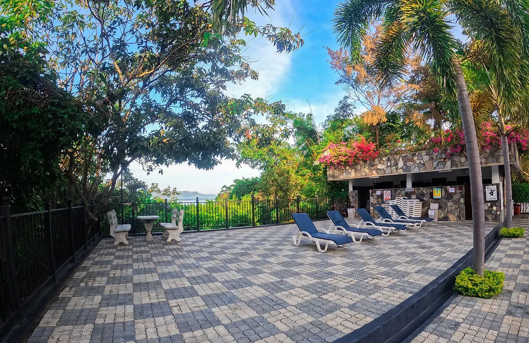 Centauria Wild Resort-1