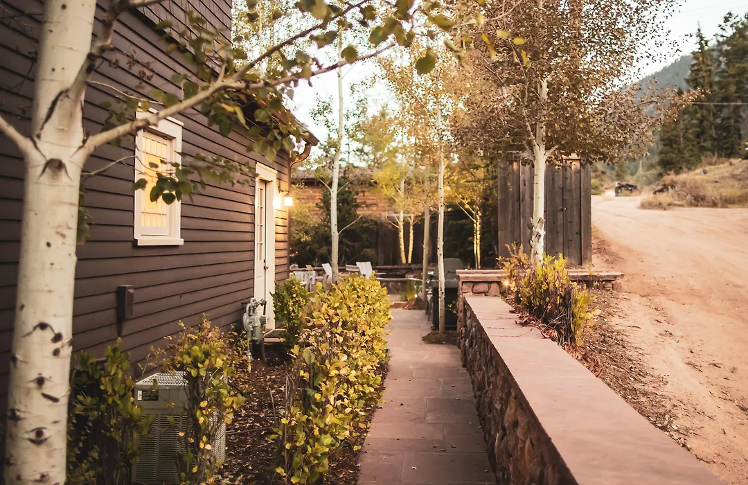 The Outlook Lodge-1