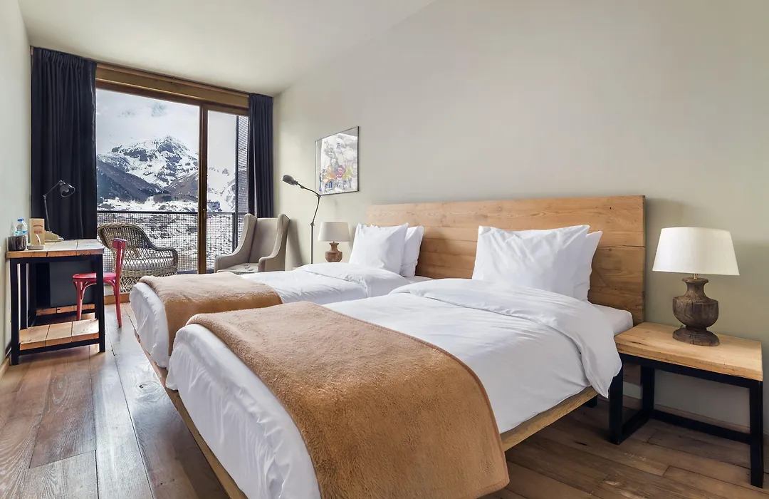 Rooms Hotel Kazbegi-1