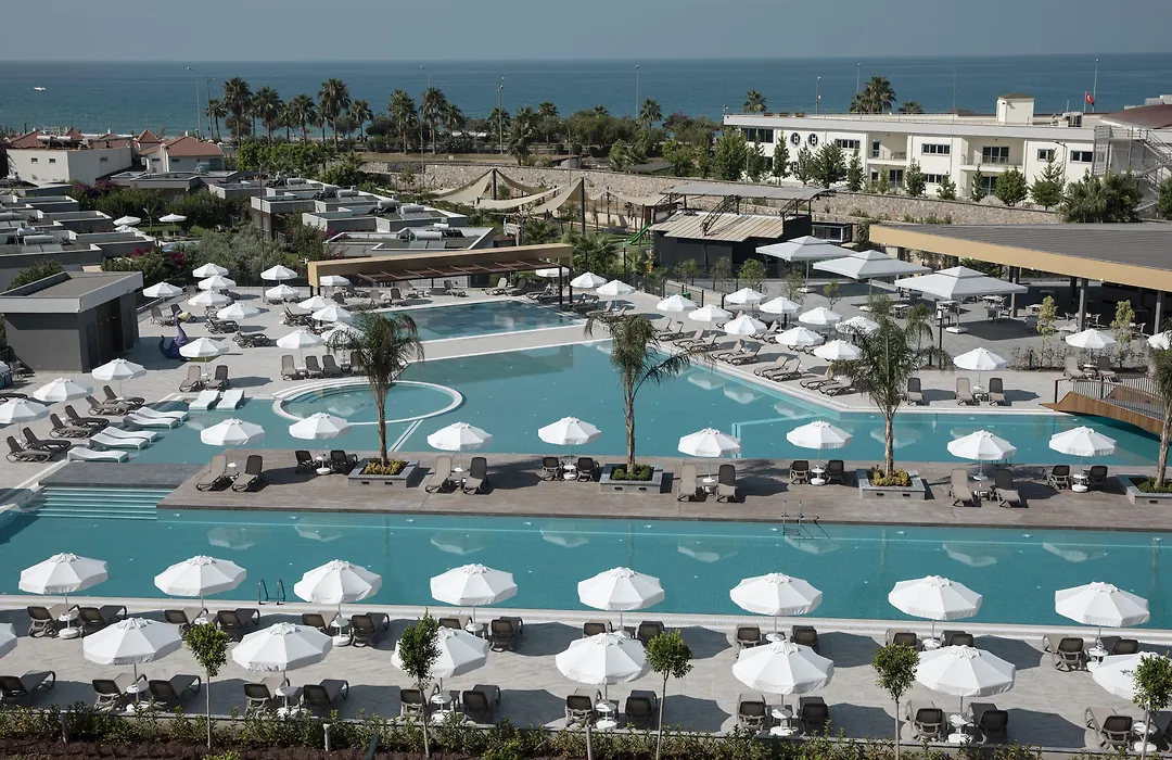 Green Garden Resort & Spa Hotel-1