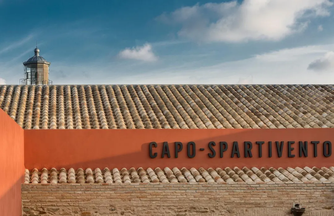 Faro Capo Spartivento-1