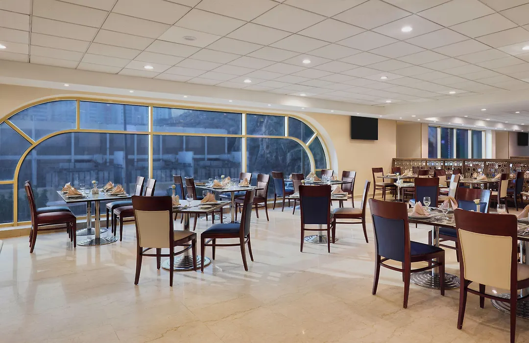 Makarem Umm Al Qura Hotel-1