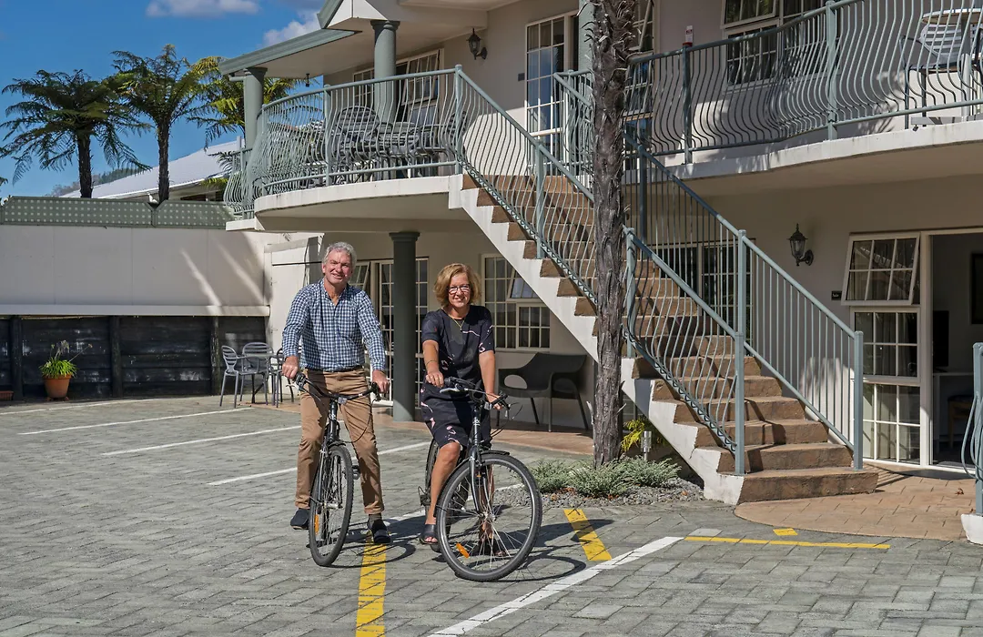 Silver Fern Rotorua Suites & Spa-1