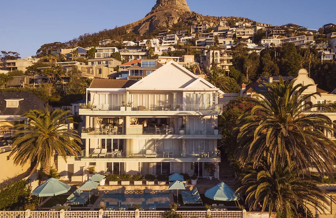 The Clarendon - Bantry Bay-1