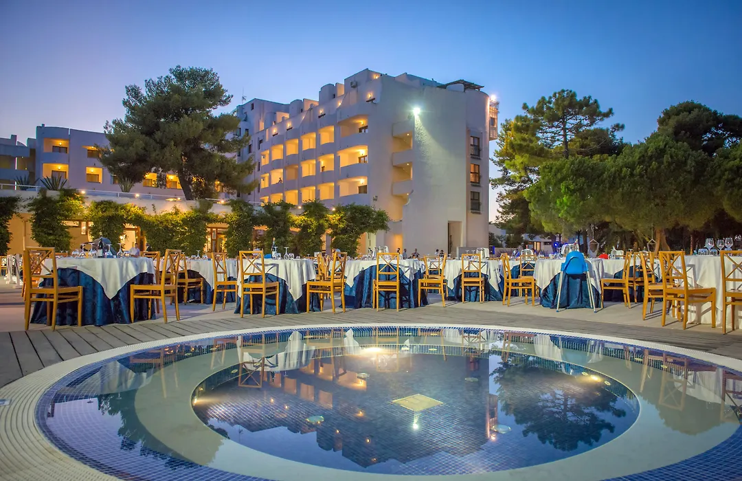Pizzomunno Vieste Palace Hotel-1
