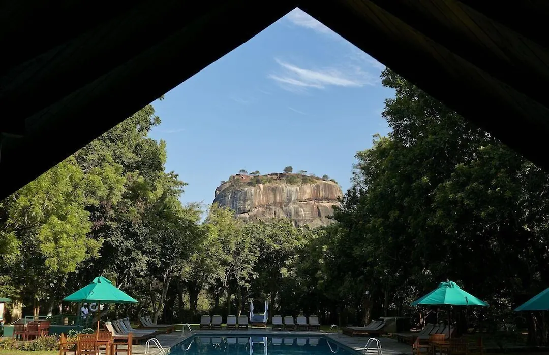 Hotel Sigiriya-1