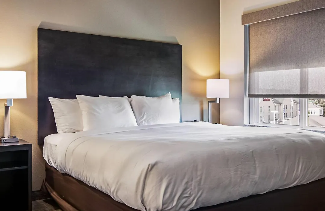 Comfort Suites Wooster Near University Campus-1
