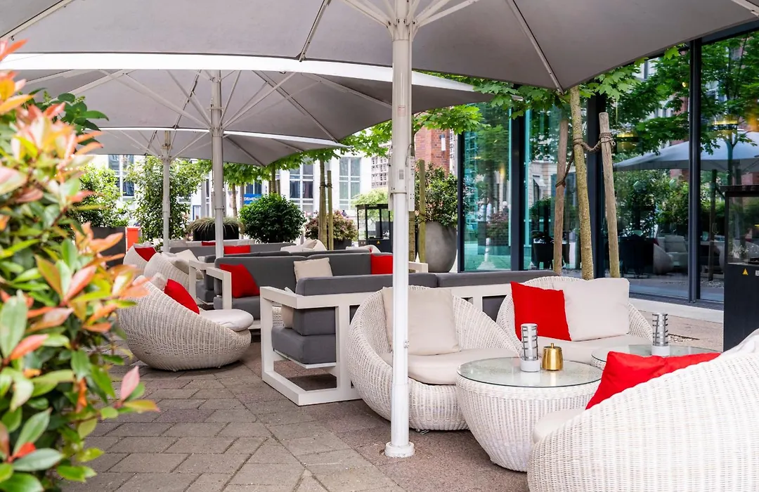 Steigenberger Hotel Hamburg-1