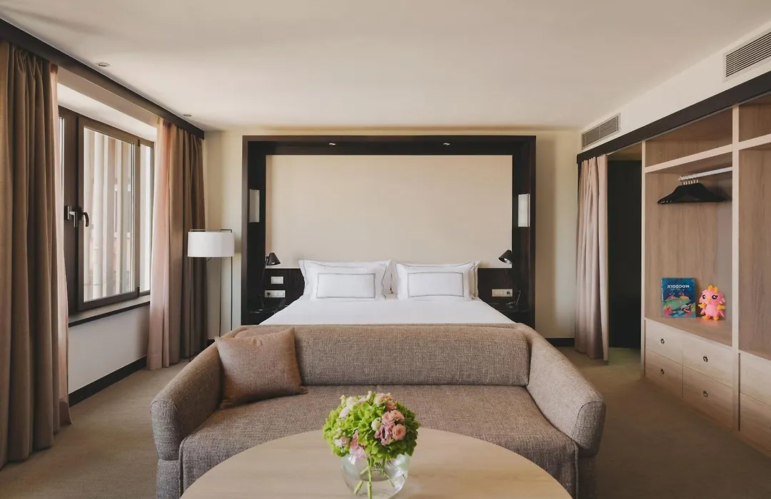 Melia Barcelona Sarriá-1