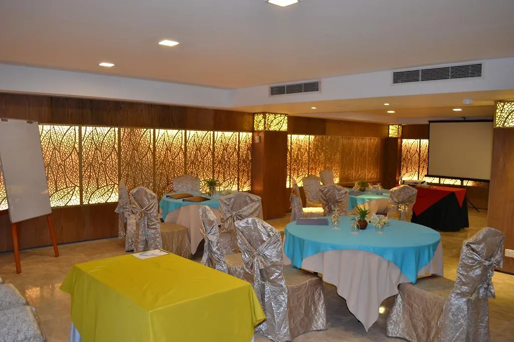 Lakeshore Hotel & Apartments-1