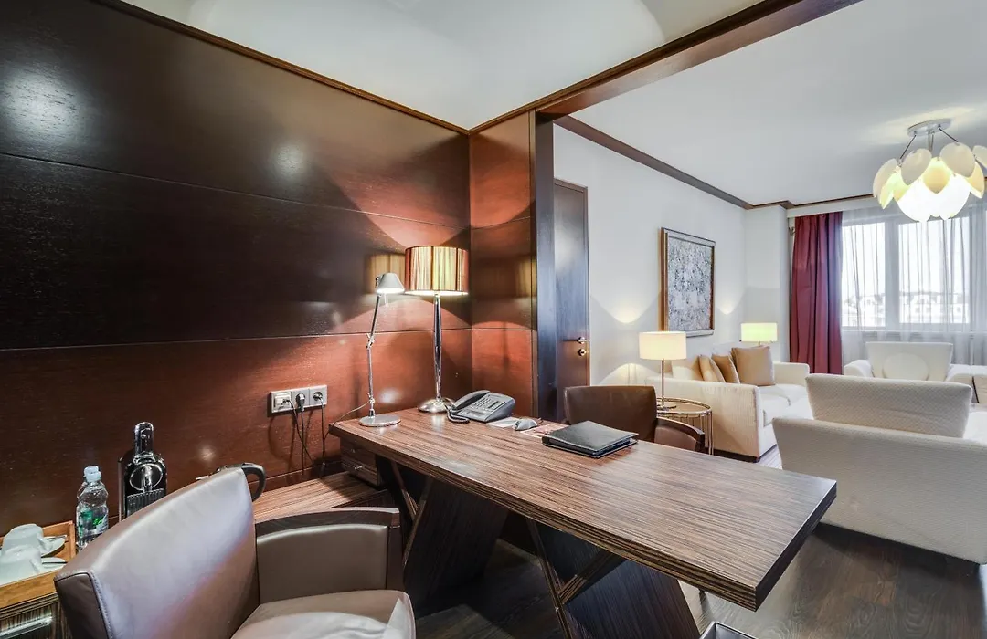 Hyatt Regency Kyiv-1