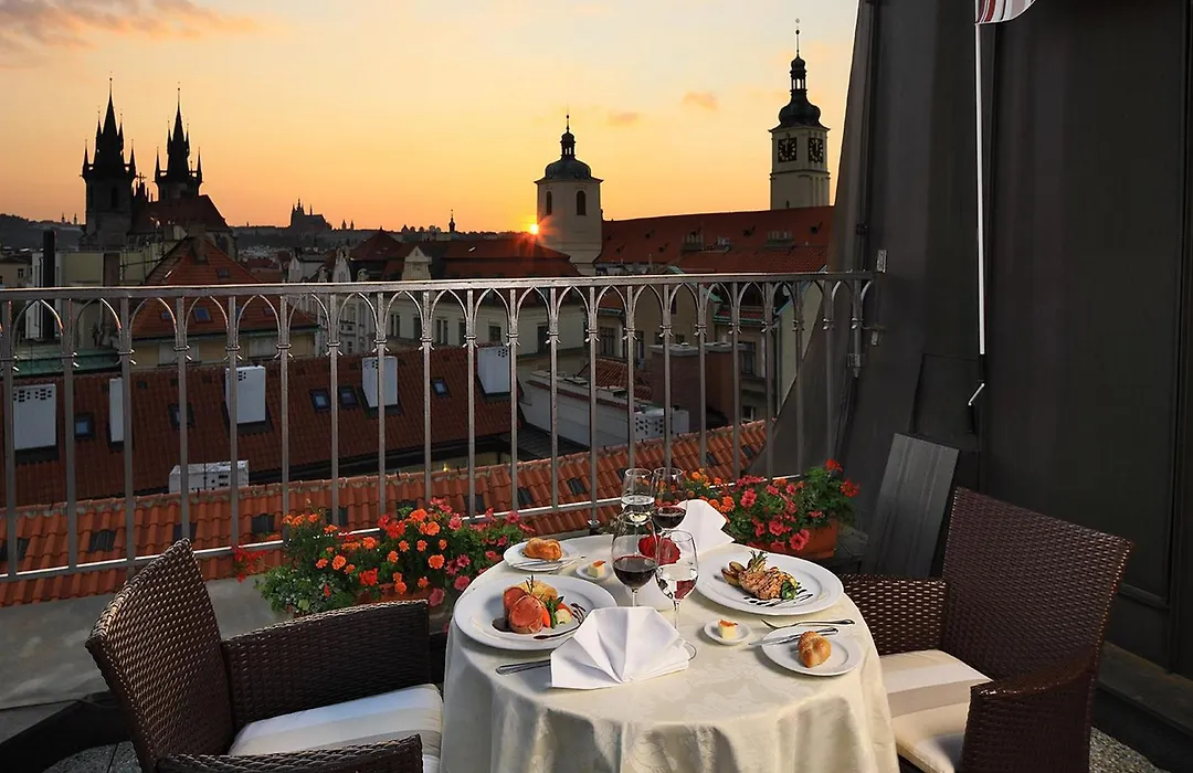 Grand Hotel Bohemia-1