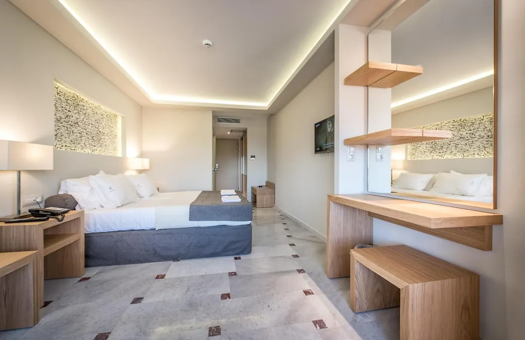 Azure Resort&SPA-1