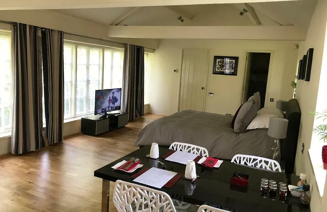 Hemples Lodge-1