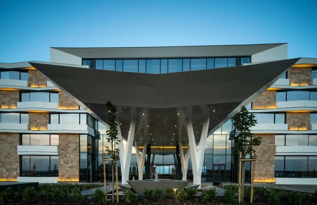 Wave Resort-1