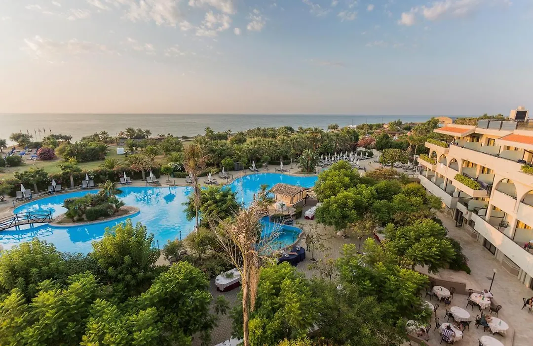 The Signature Level At Grand Palladium Sicilia Resort & Spa-1