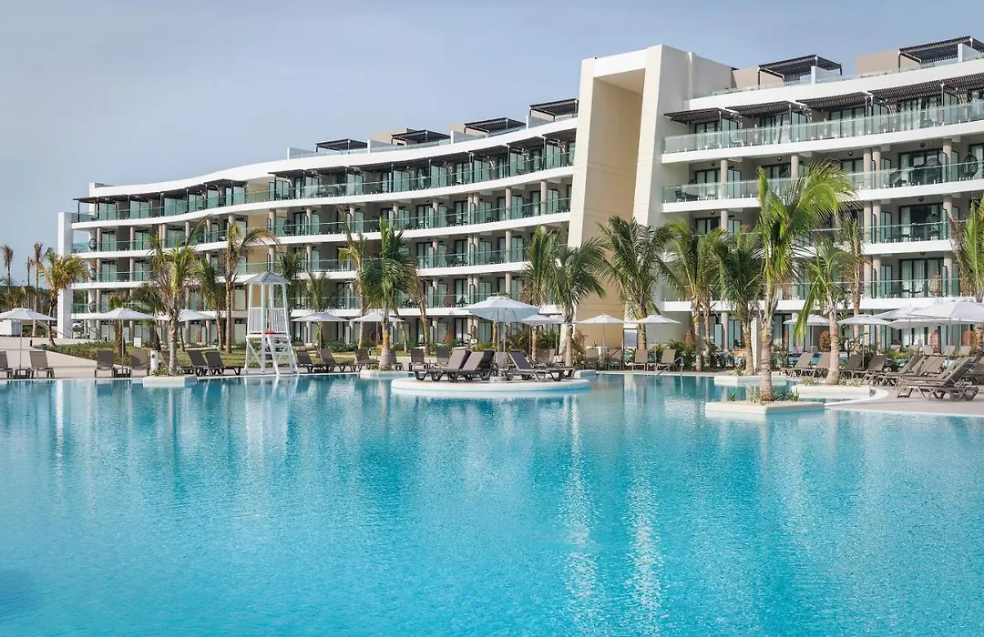 Ocean Coral Spring Resort-1