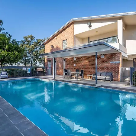 Hawkesbury Race Club Motel-3