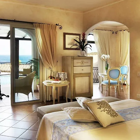 Colonna Resort, A Colonna Luxury Beach Hotel, Porto Cervo-3