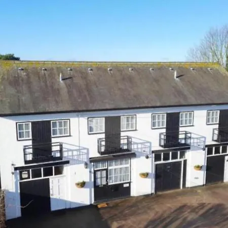 Stratton Cottage Guesthouse-2