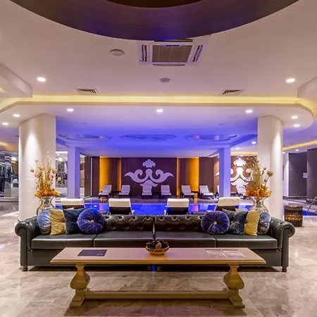 Grand Pasha Hotel & Spa Kyrenia-3