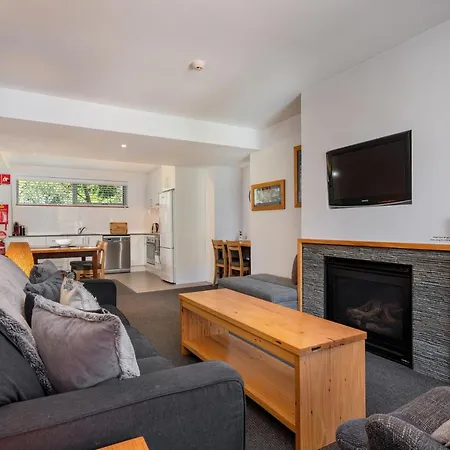 Snowgoose Apartments-3