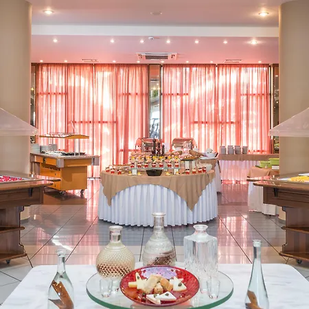 Athina Palace Resort & Spa-3