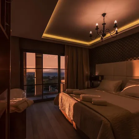 Elegance Luxury Executive Suites - Adults Only-3