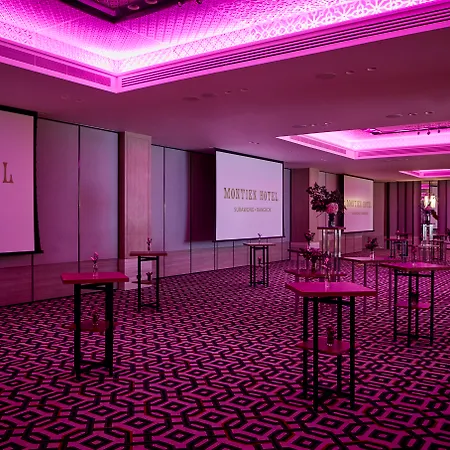 Montien Hotel Surawong Bangkok-3