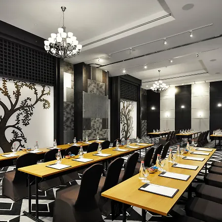 Moevenpick Hotel Sukhumvit 15 Bangkok-3