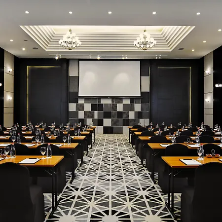 Moevenpick Hotel Sukhumvit 15 Bangkok-3